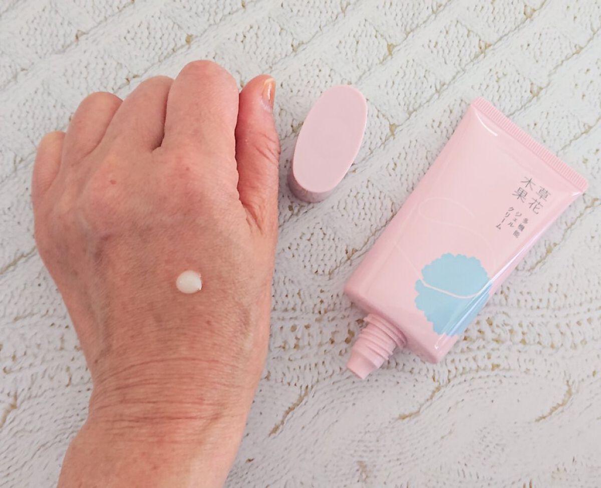 草花木果 多機能ジェルクリーム/草花木果/オールインワン化粧品を使ったクチコミ（2枚目）