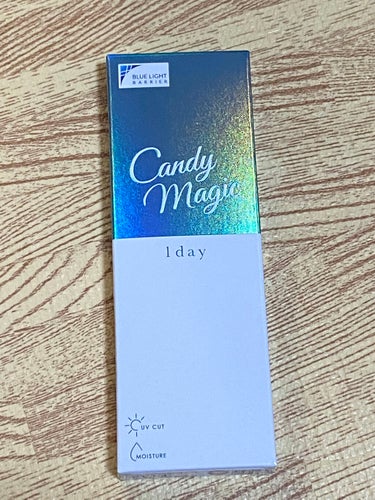 Candy Magic 1day ミミブラウン⋆｡˚✩

普段は、シークレットキャンディマジックの
No.3ブラウンの
フチの太いカラコンを使用していますが、
ナチュラルなカラコンを使いたいな〜と思い

