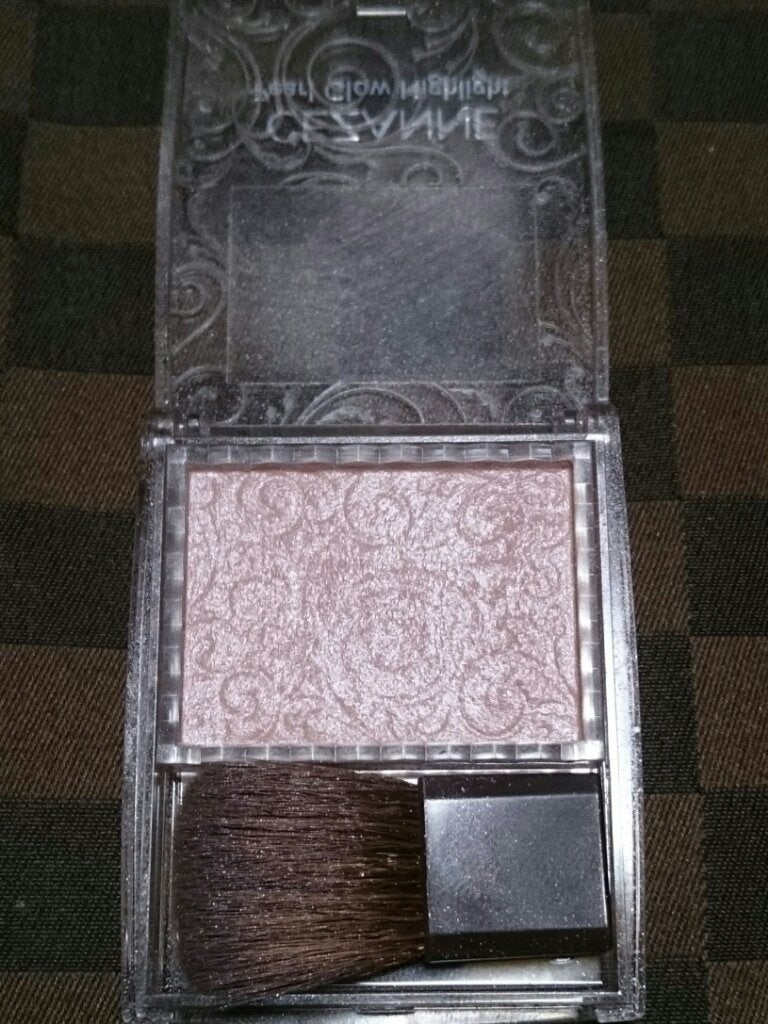 パールグロウハイライト/CEZANNE/パウダーハイライトを使ったクチコミ(1枚目)