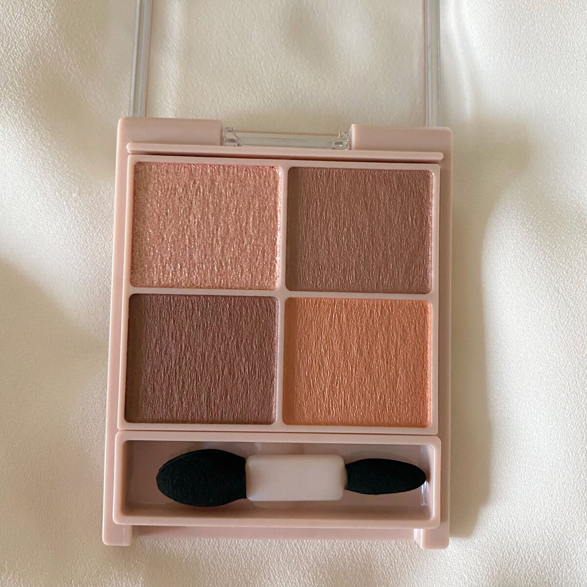 シルキースフレアイズ(マットタイプ)/キャンメイク/アイシャドウパレットを使ったクチコミ(3枚目)