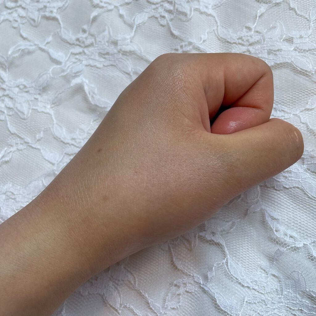 naさん☁️❄️フォロバ100 on LIPS 「キレイアンドコーのフェイスパウダー❄️✔️くすみをカバーし、テ..」(3枚目)