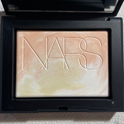 ライトリフレクティング プリズマティックパウダー/NARS/プレストパウダーを使ったクチコミ(6枚目)