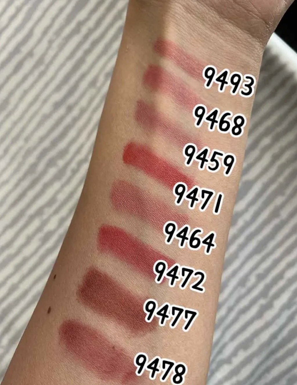 オーデイシャスリップスティック/NARS/口紅を使ったクチコミ（2枚目）