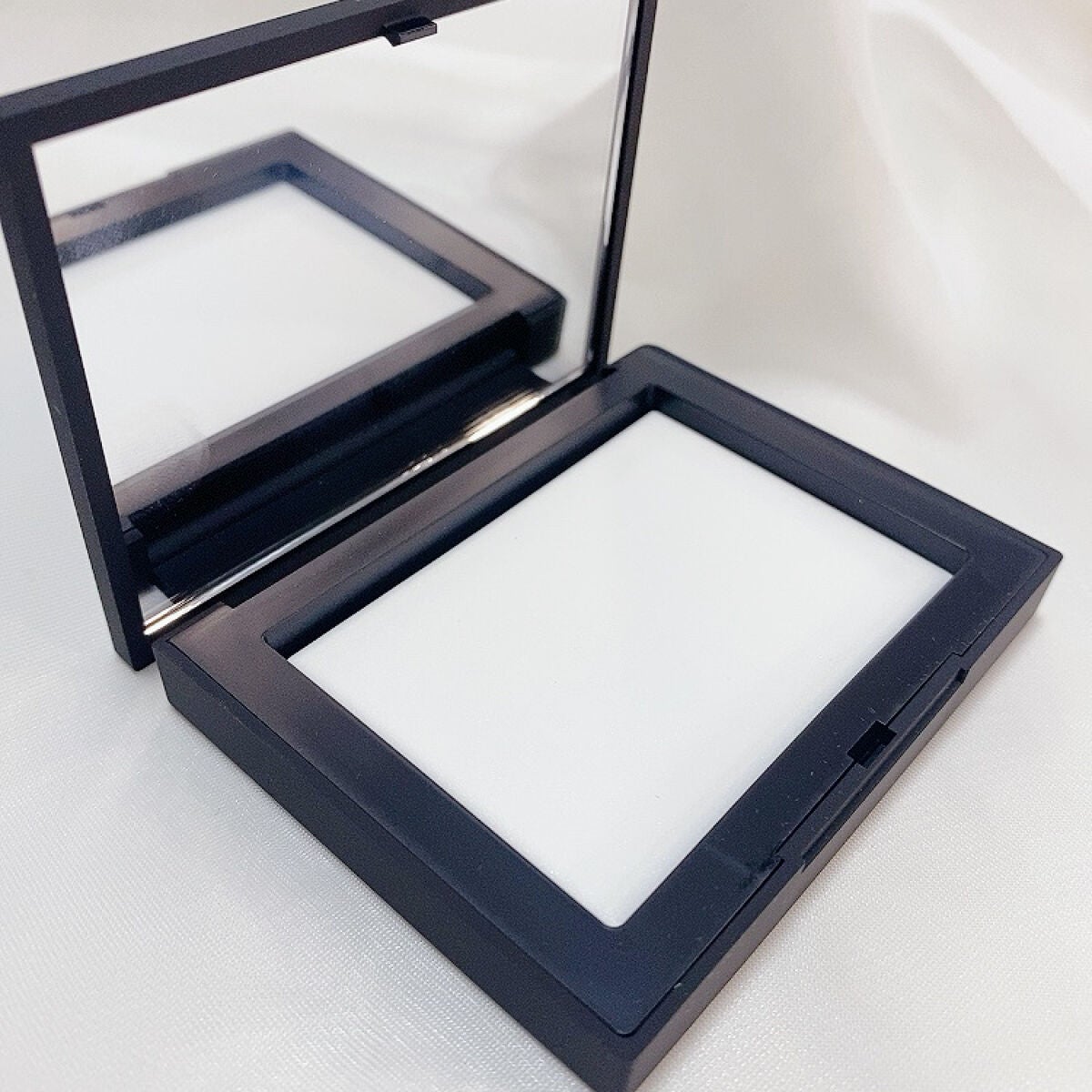 ライトリフレクティングセッティングパウダー プレスト N/NARS/プレストパウダーを使ったクチコミ(5枚目)