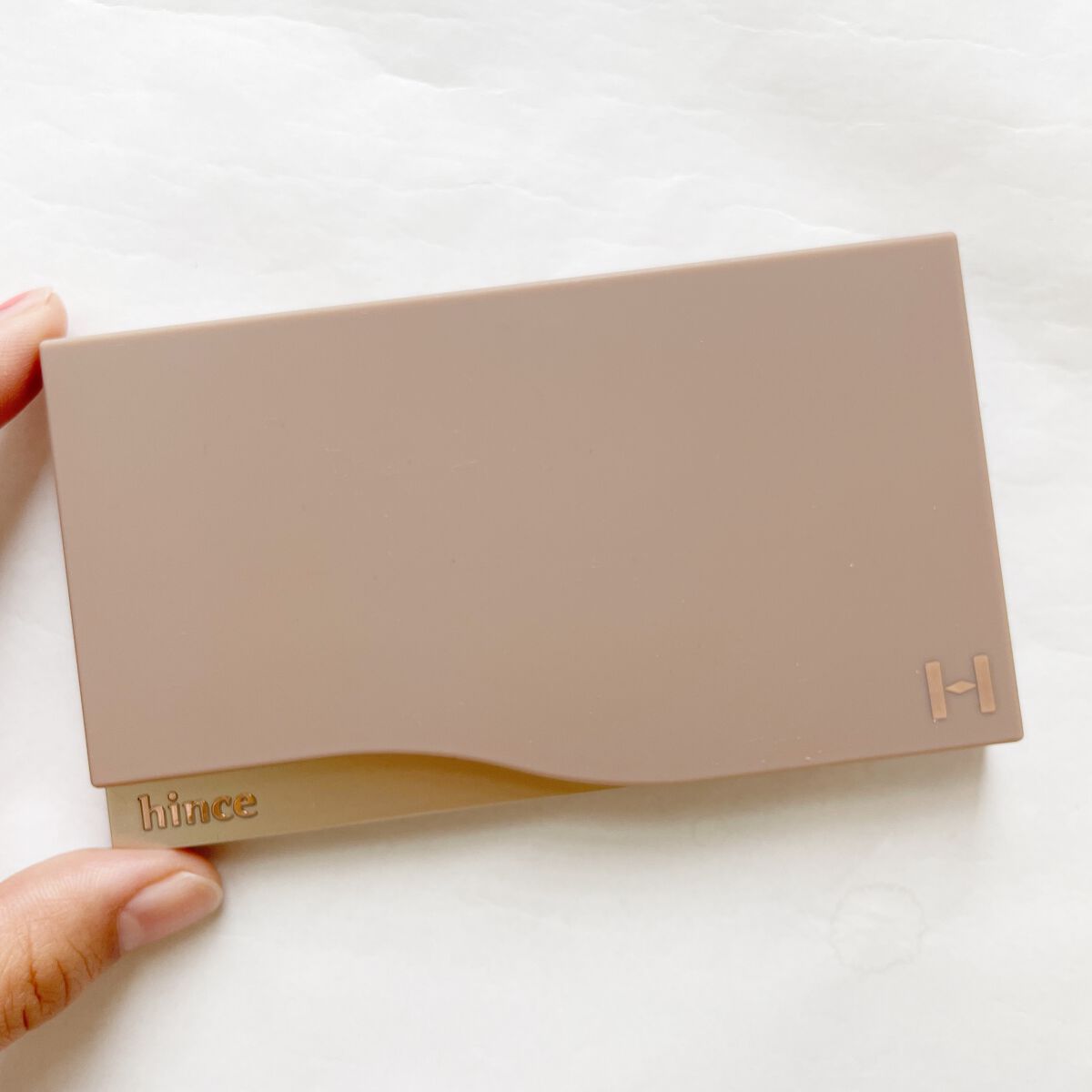 ニューデップスアイシャドウパレット/hince/アイシャドウパレットを使ったクチコミ（2枚目）