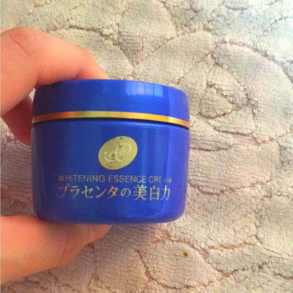 プラセホワイター 薬用美白エッセンスクリーム/プラセホワイター/フェイスクリームを使ったクチコミ（1枚目）