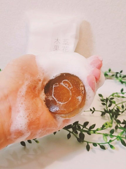 草花木果 アクネ洗顔石けん (医薬部外品)/草花木果/洗顔石鹸を使ったクチコミ(2枚目)