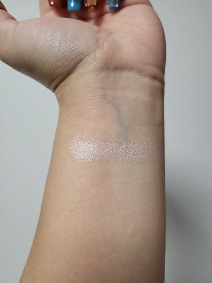 グロウエフェクト3Dハイライト/Milk Touch/パウダーハイライトを使ったクチコミ(2枚目)