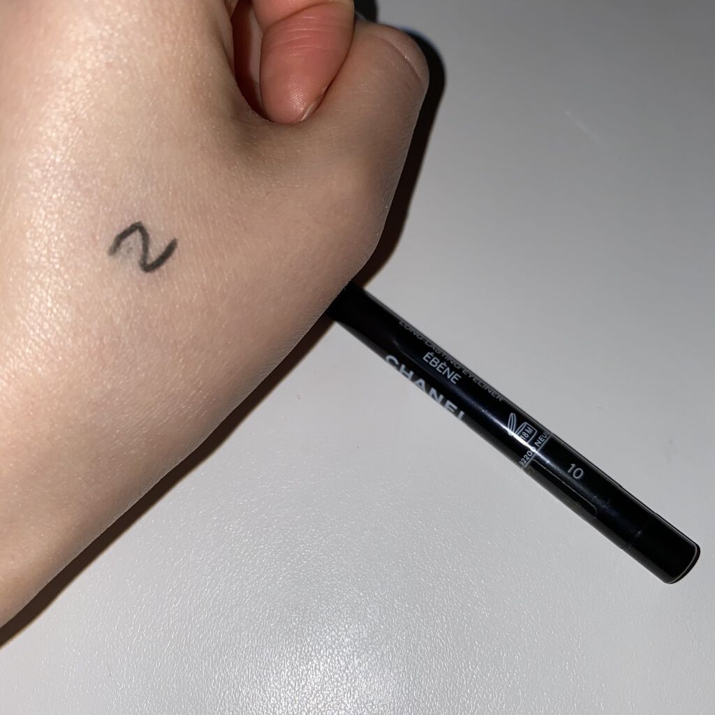 スティロ ユー ウォータープルーフ N 10 エベーヌ/CHANEL/ペンシルアイライナーを使ったクチコミ（2枚目）