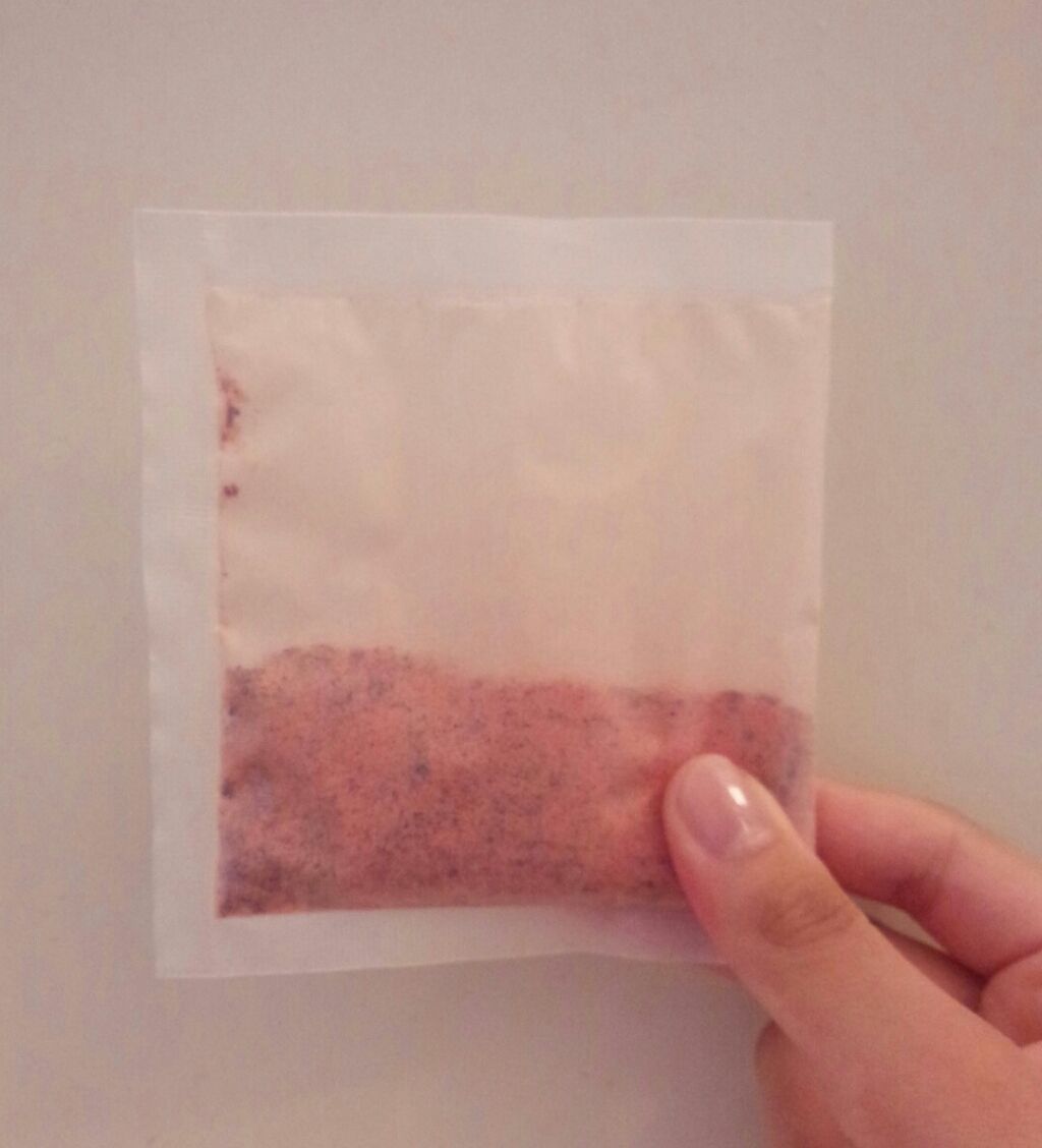 空想バスルーム あした花咲く薔薇園で/charley/無機塩系入浴剤を使ったクチコミ(3枚目)