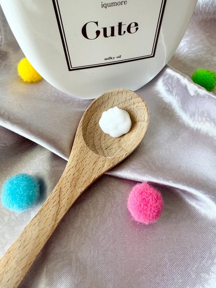 イクモアキュートミルキィオイル/iqumore/ヘアオイルを使ったクチコミ(3枚目)