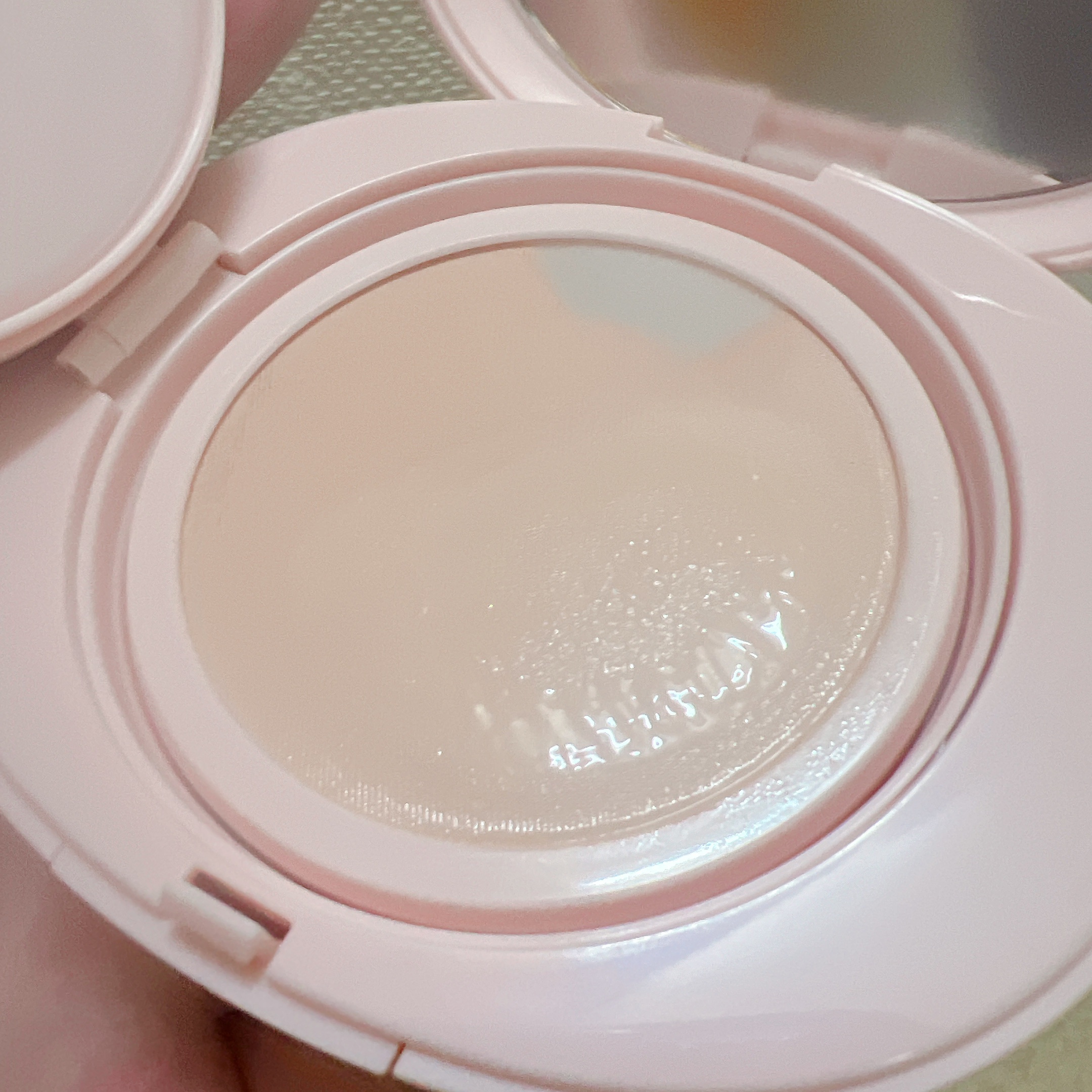 オールデイスキンフィットミルキーグロウクッション/Milk Touch/クッションファンデーションを使ったクチコミ（3枚目）