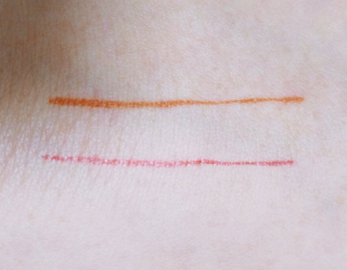 ウルトラカラー アイライナー/MAYBELLINE NEW YORK/リキッドアイライナーを使ったクチコミ(2枚目)