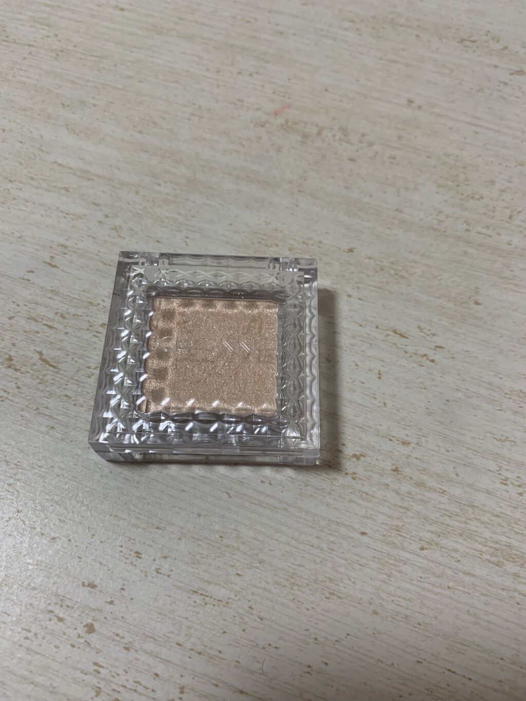 シングルカラーアイシャドウ/CEZANNE/単色アイシャドウを使ったクチコミ（1枚目）