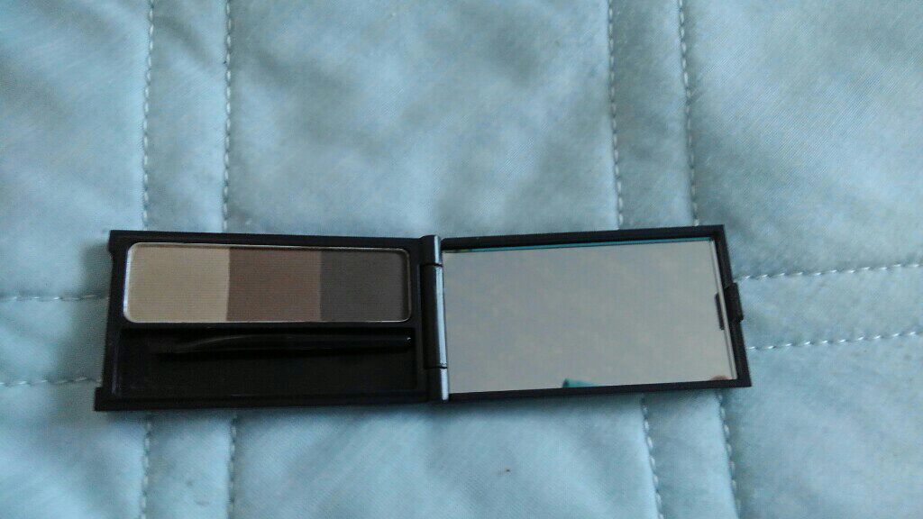 UR GLAM EYEBROW POWDER/U R GLAM/パウダーアイブロウを使ったクチコミ(3枚目)