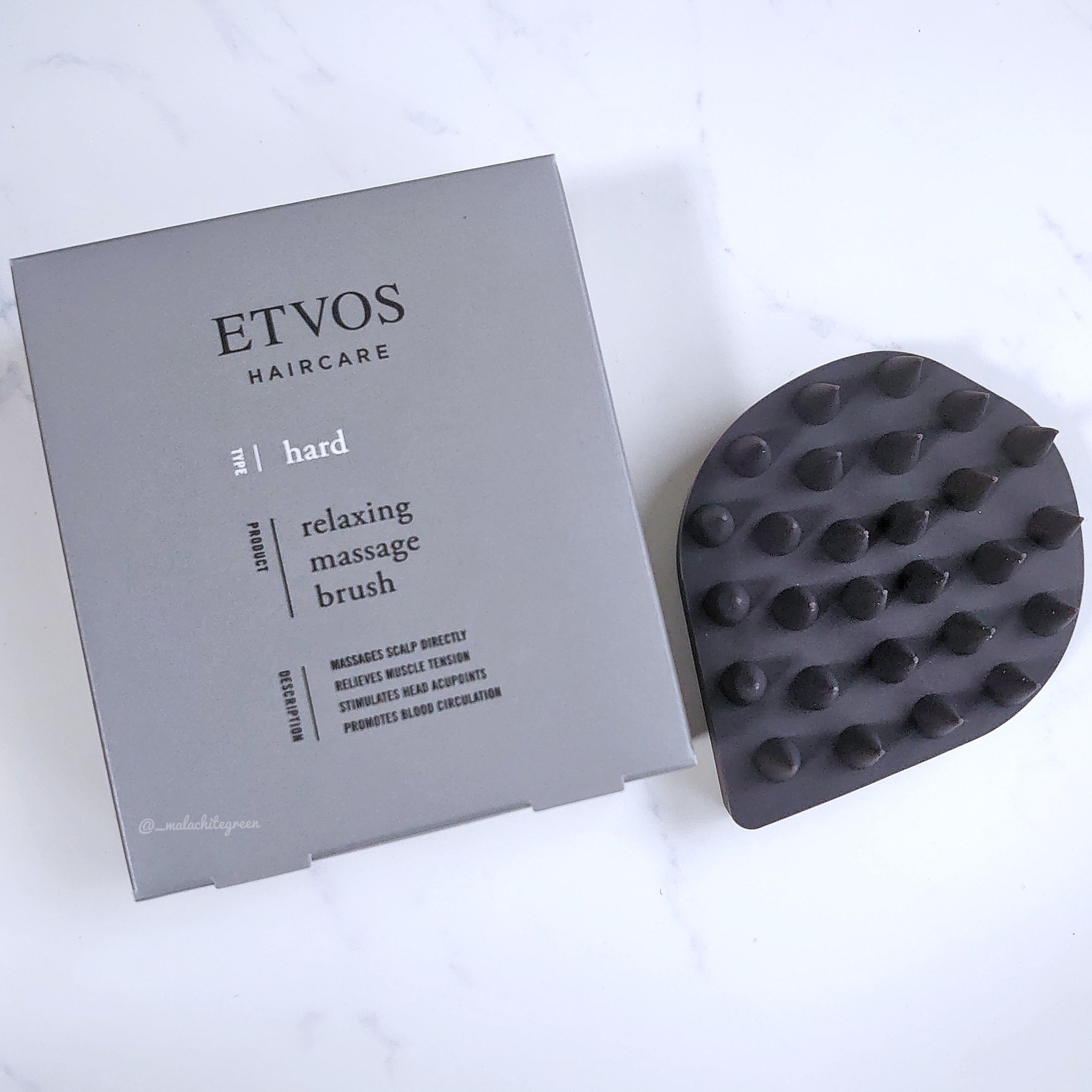 リラクシングマッサージブラシ ハード/エトヴォス/スカルプブラシを使ったクチコミ（3枚目）