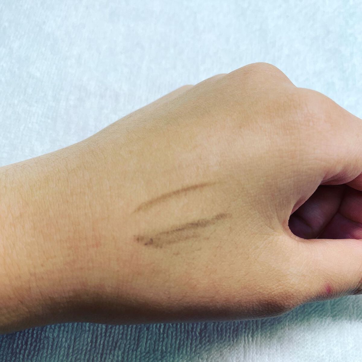 ブロウインク カラーティントデュオ/MAYBELLINE NEW YORK/眉ティントを使ったクチコミ(5枚目)