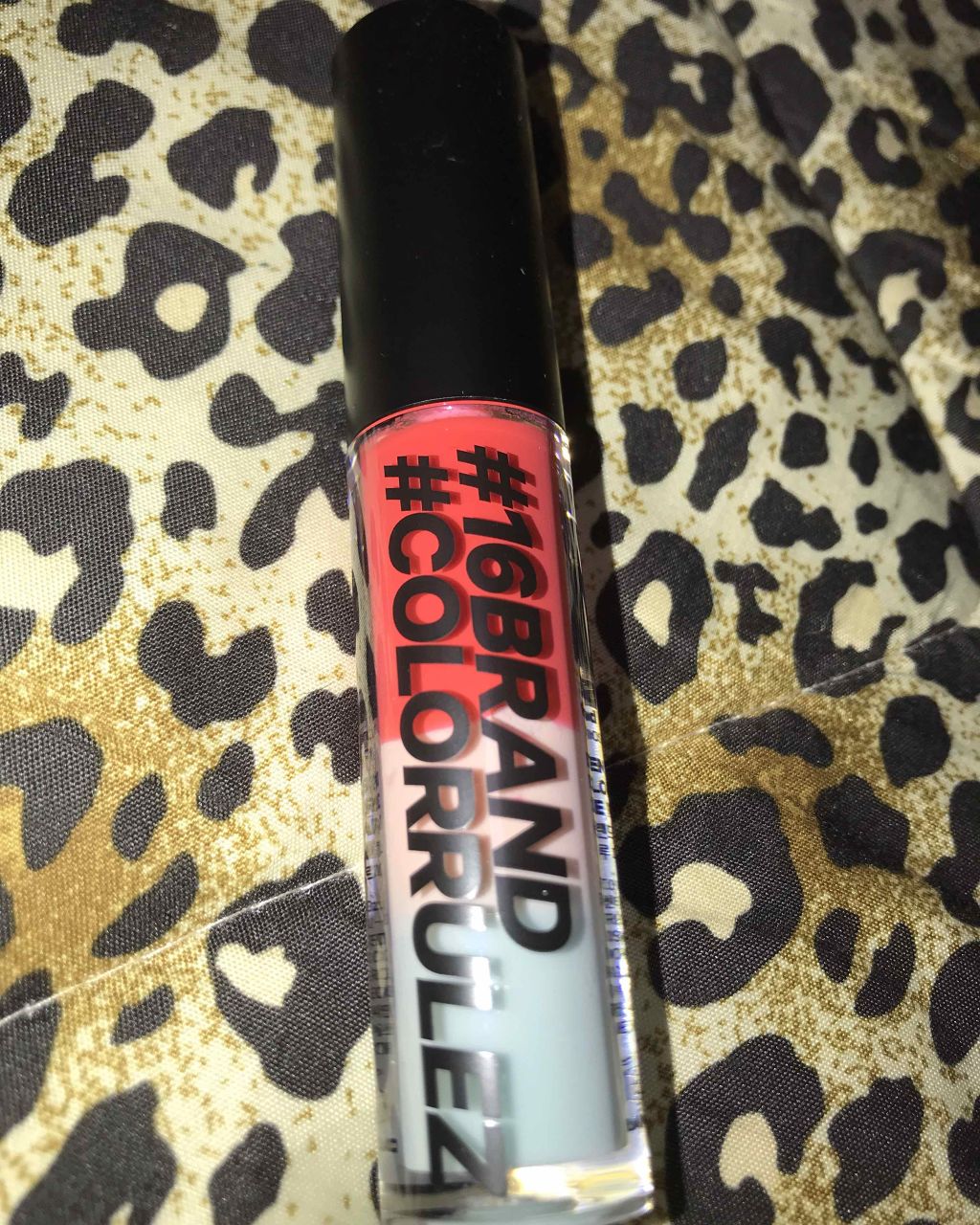 COLORRULEZ/16BRAND/リップグロスを使ったクチコミ（2枚目）