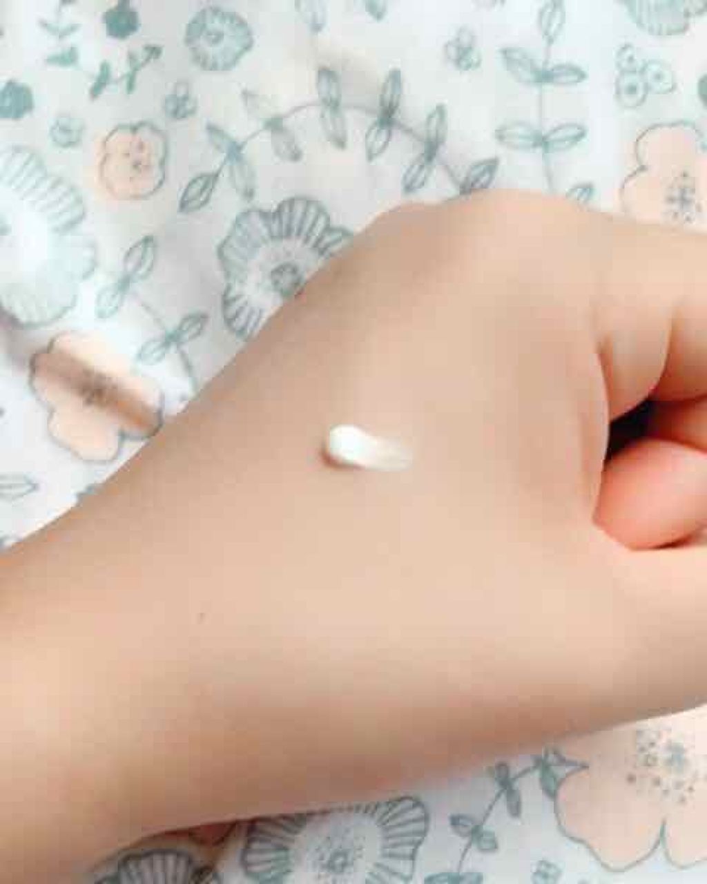 ラスティングマルチアイベース WP/キャンメイク/アイシャドウベースを使ったクチコミ(2枚目)