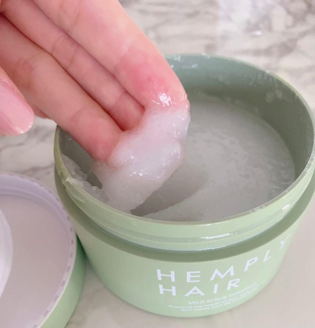 あみあみ on LIPS 「ウェルネスヘアケアブランドのHEMPLYHAIR新商品スクラブ..」(1枚目)