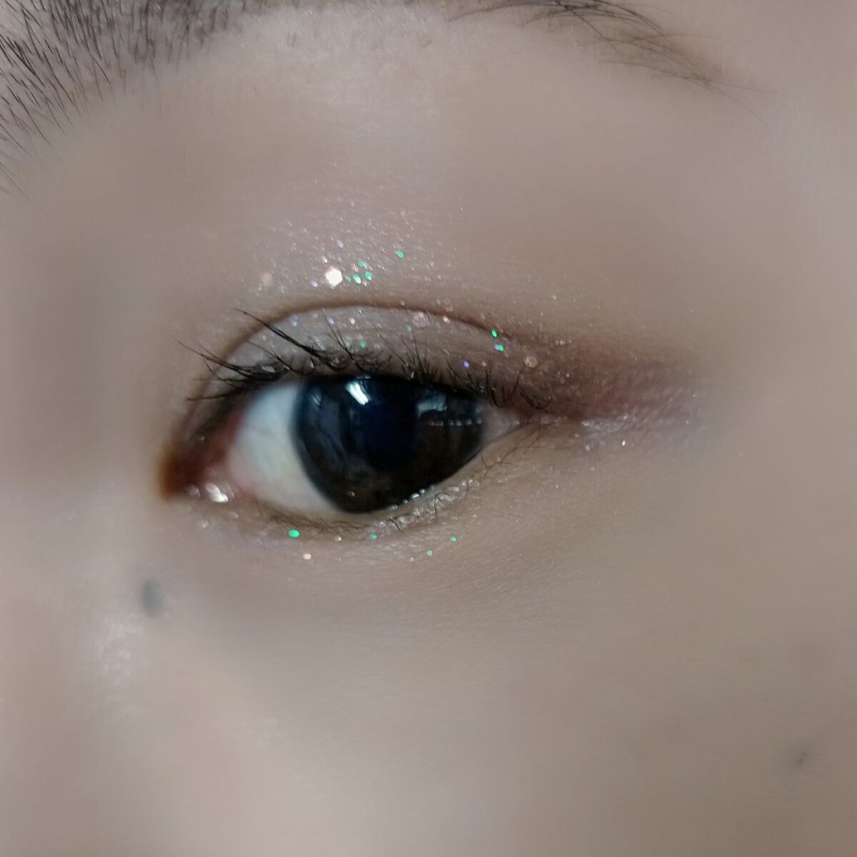 ダイヤモンドシリーズ 星空リキッドアイシャドウ 06パンドラ/ZEESEA/リキッドアイシャドウを使ったクチコミ（2枚目）