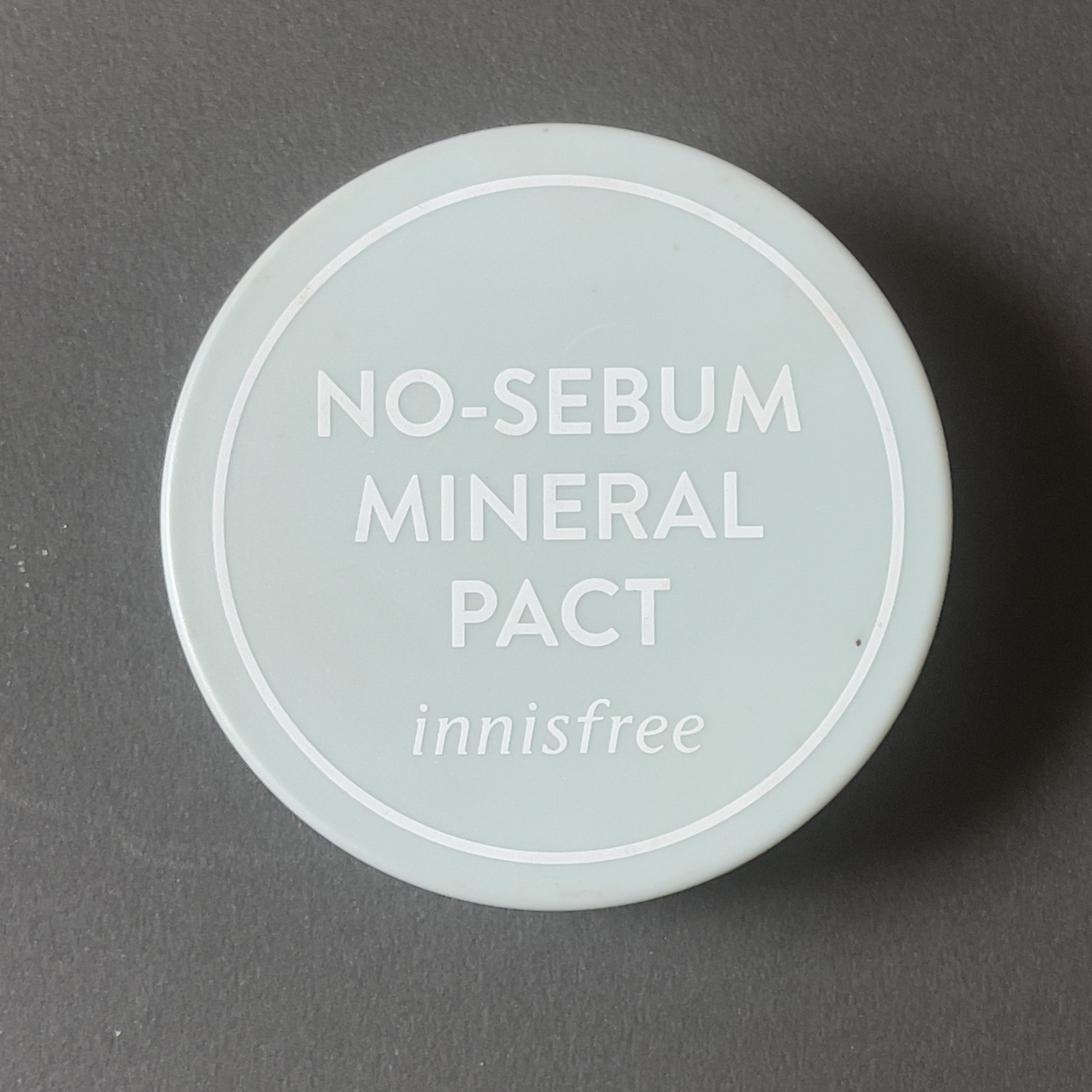 ノーセバム　ミネラルパクト　S ノーセバム ミネラルパクト/innisfree/プレストパウダーを使ったクチコミ（1枚目）