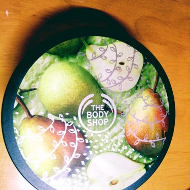 THE BODY SHOP ボディバター ジューシィペアのクチコミ「貰い物です☆

はじめ触った感触が、柔らかくなったバターみたいです。
名前にもボディバターと書.....」（1枚目）