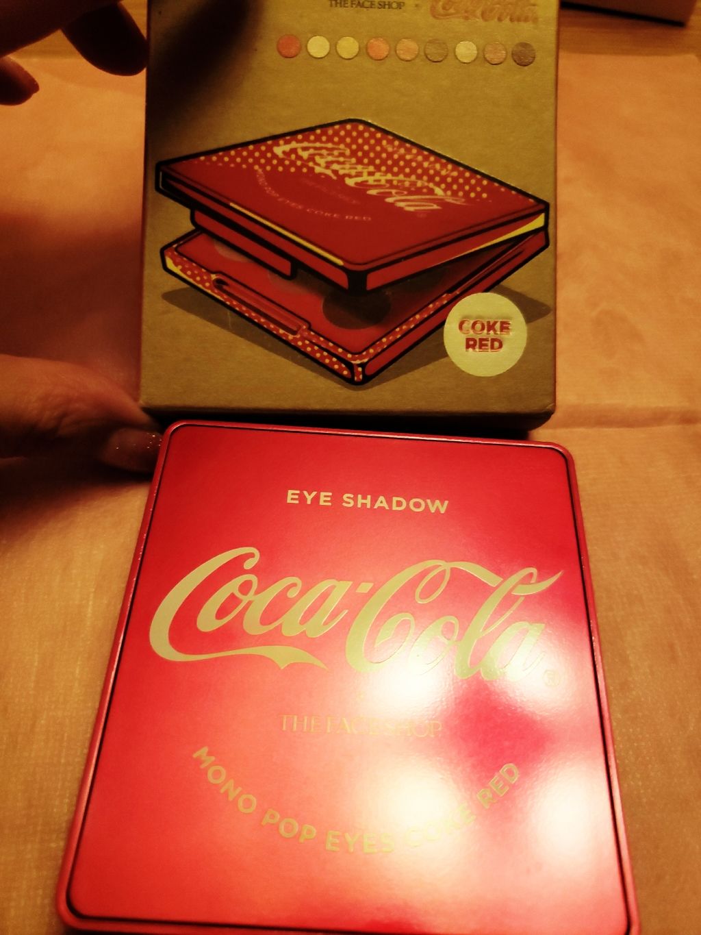 コカコーラ モノ ポップ アイズ/THE FACE SHOP/アイシャドウパレットを使ったクチコミ（2枚目）