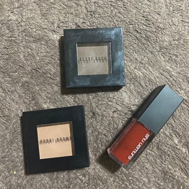 アイシャドウ　 10 マホガニー/BOBBI BROWN/シングルアイシャドウを使ったクチコミ（2枚目）