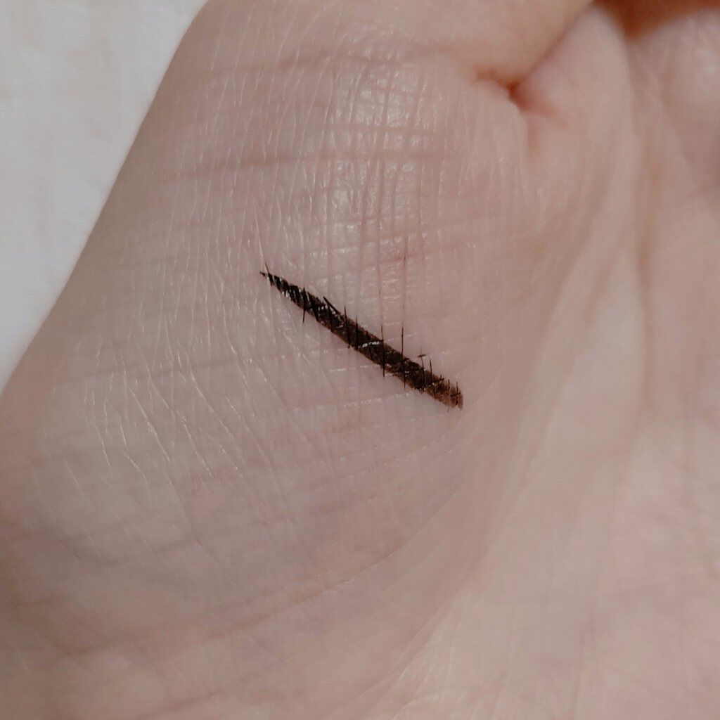 スキルレスライナー/LUMIURGLAS/リキッドアイライナーを使ったクチコミ（3枚目）