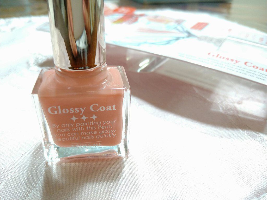 ✡ネイル✡ キューズミー グロッシーコート サーモンピンク

ジェルネイルオフしてから爪のコンディションが悪くて、すぐ割れたり剥がれたりしちゃうので、剥げてもバレにくい淡めカラーにして、爪が回復するまで待つことにしました。笑

ほんのりピン