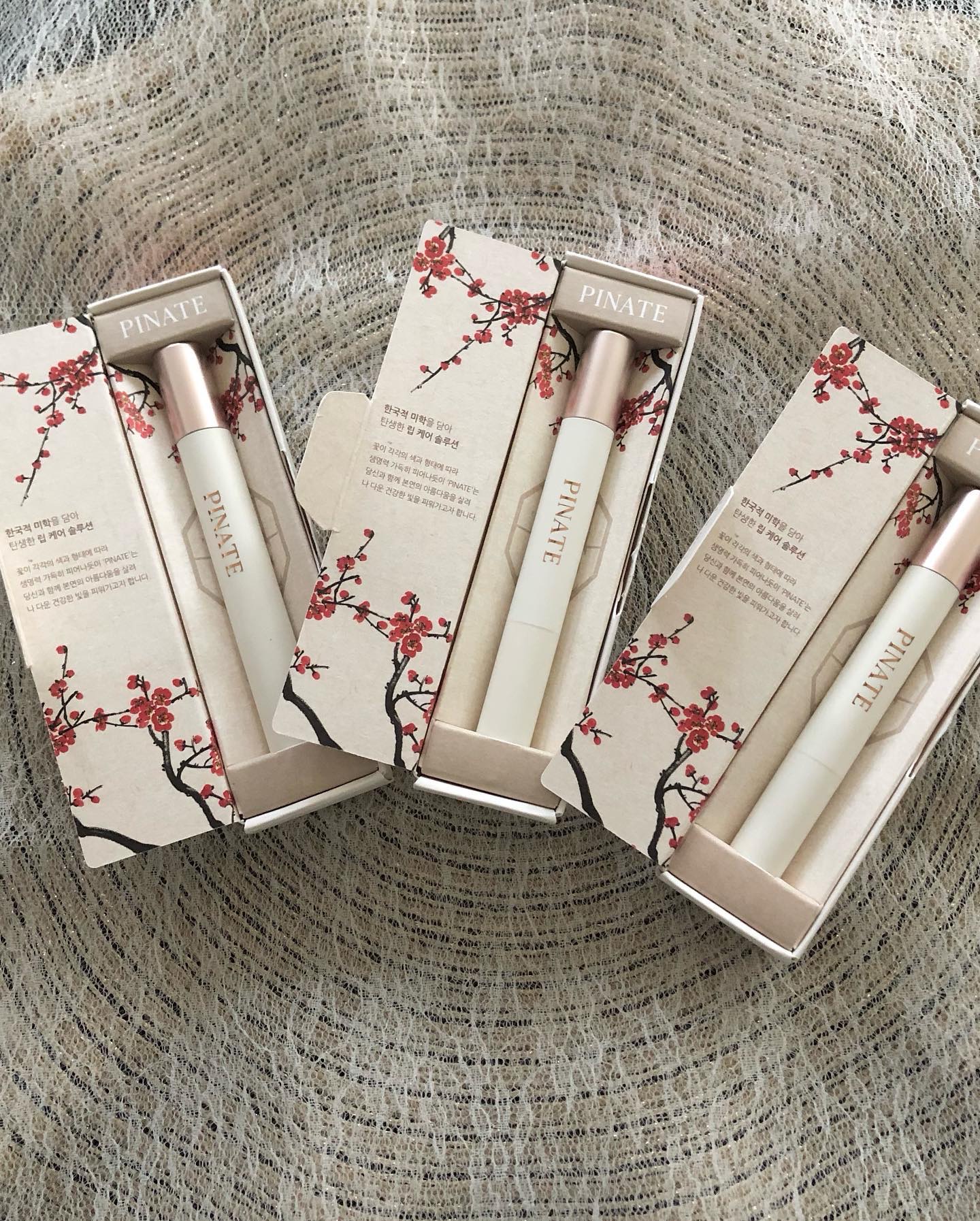 ベアグローペプチドメルティングバーム/PINATE/口紅を使ったクチコミ（2枚目）