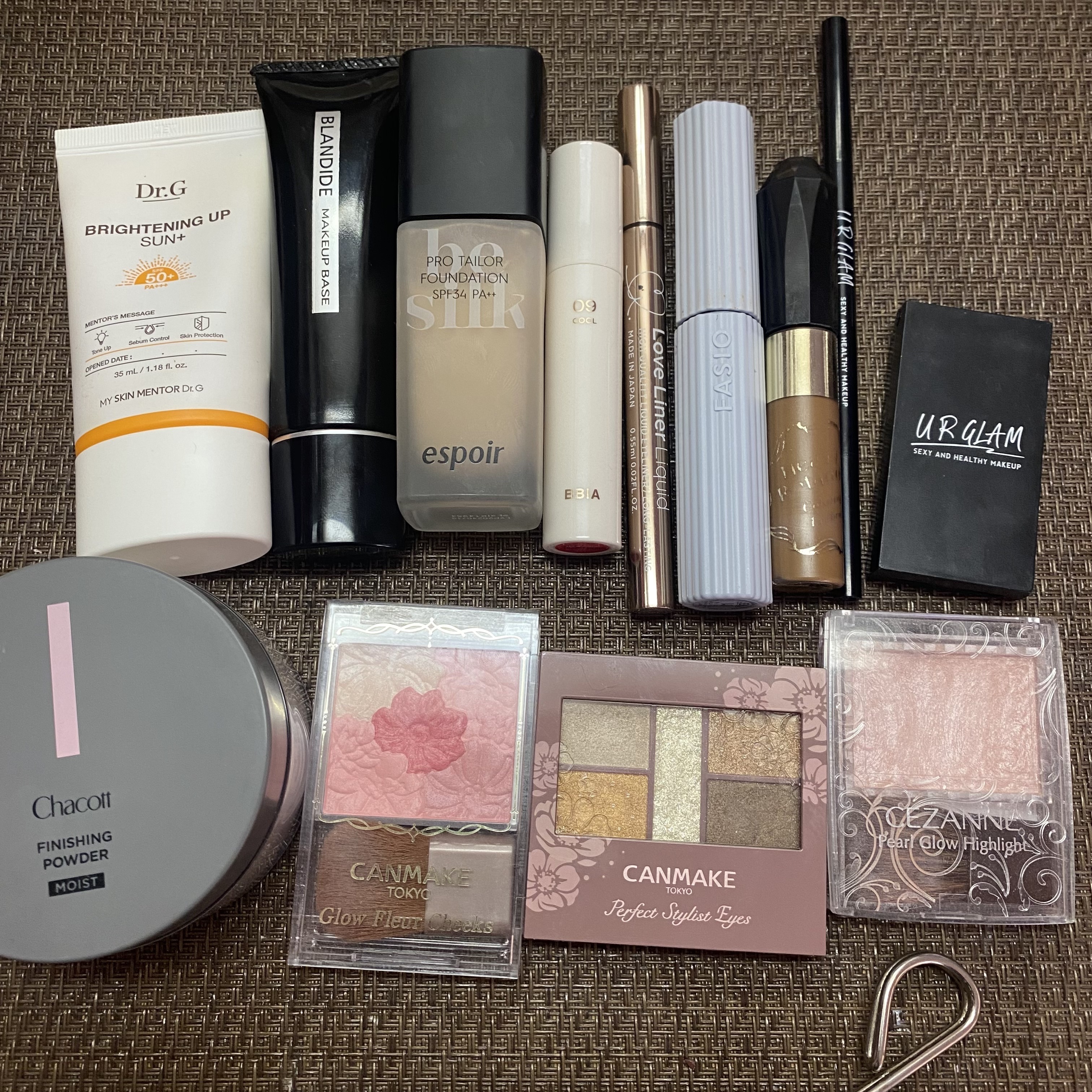 プロテーラーファンデーションビーシルク/espoir/リキッドファンデーションを使ったクチコミ（3枚目）