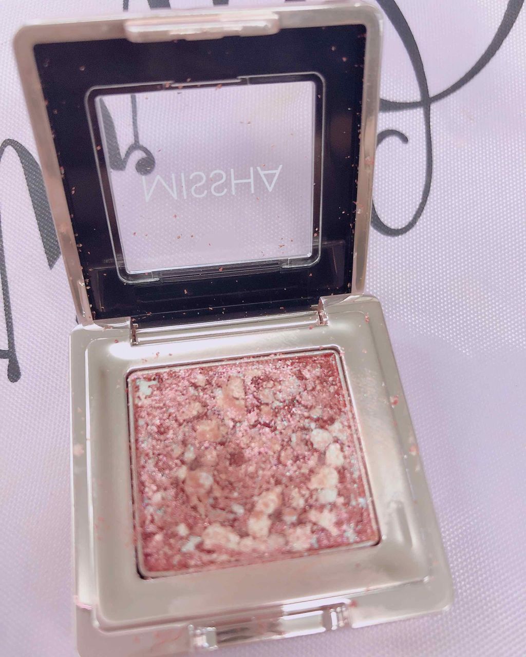 グリッタープリズム シャドウ/MISSHA/グリッターを使ったクチコミ（1枚目）