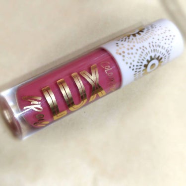 ColourPop Lux oilのクチコミ「サラッとしたリップオイル
単体だとマスクについてしまいますがマットリップの前に塗ってティッシュ.....」（1枚目）