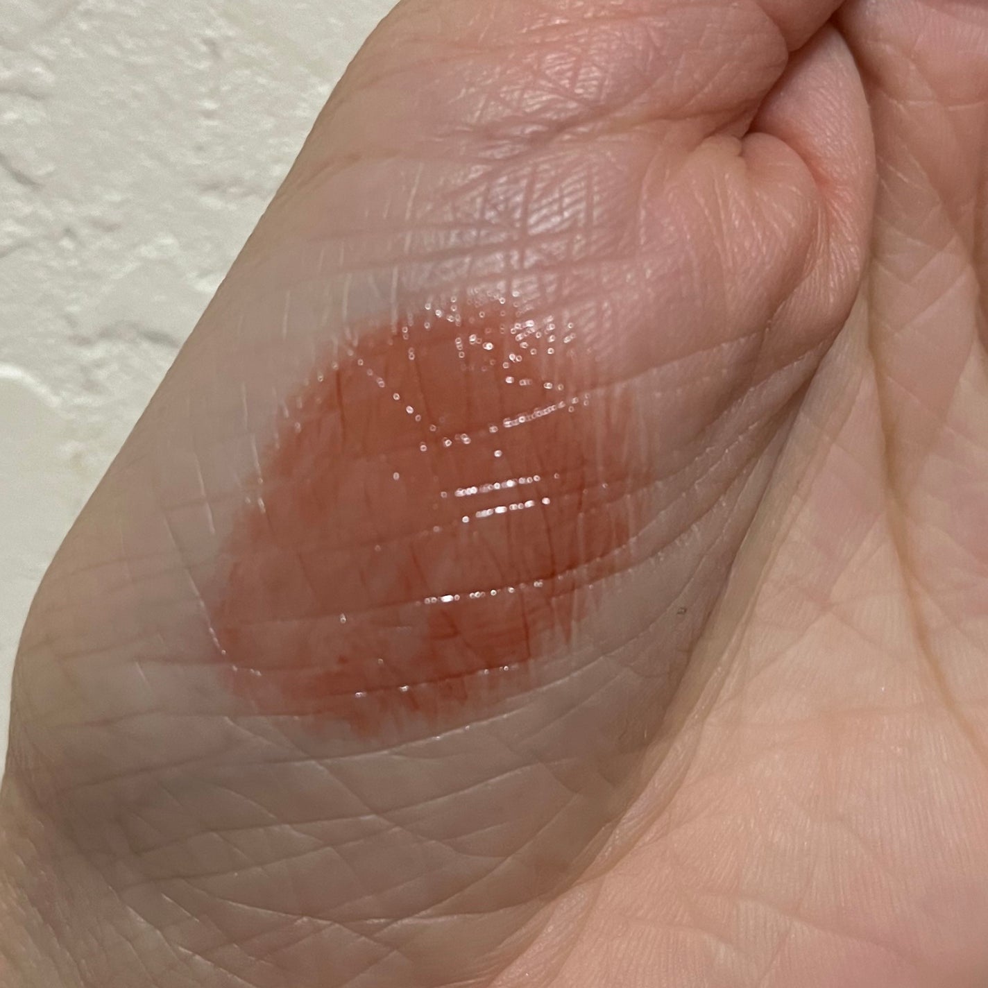 ボンディンググロウリップスティック/Laka/口紅を使ったクチコミ(2枚目)