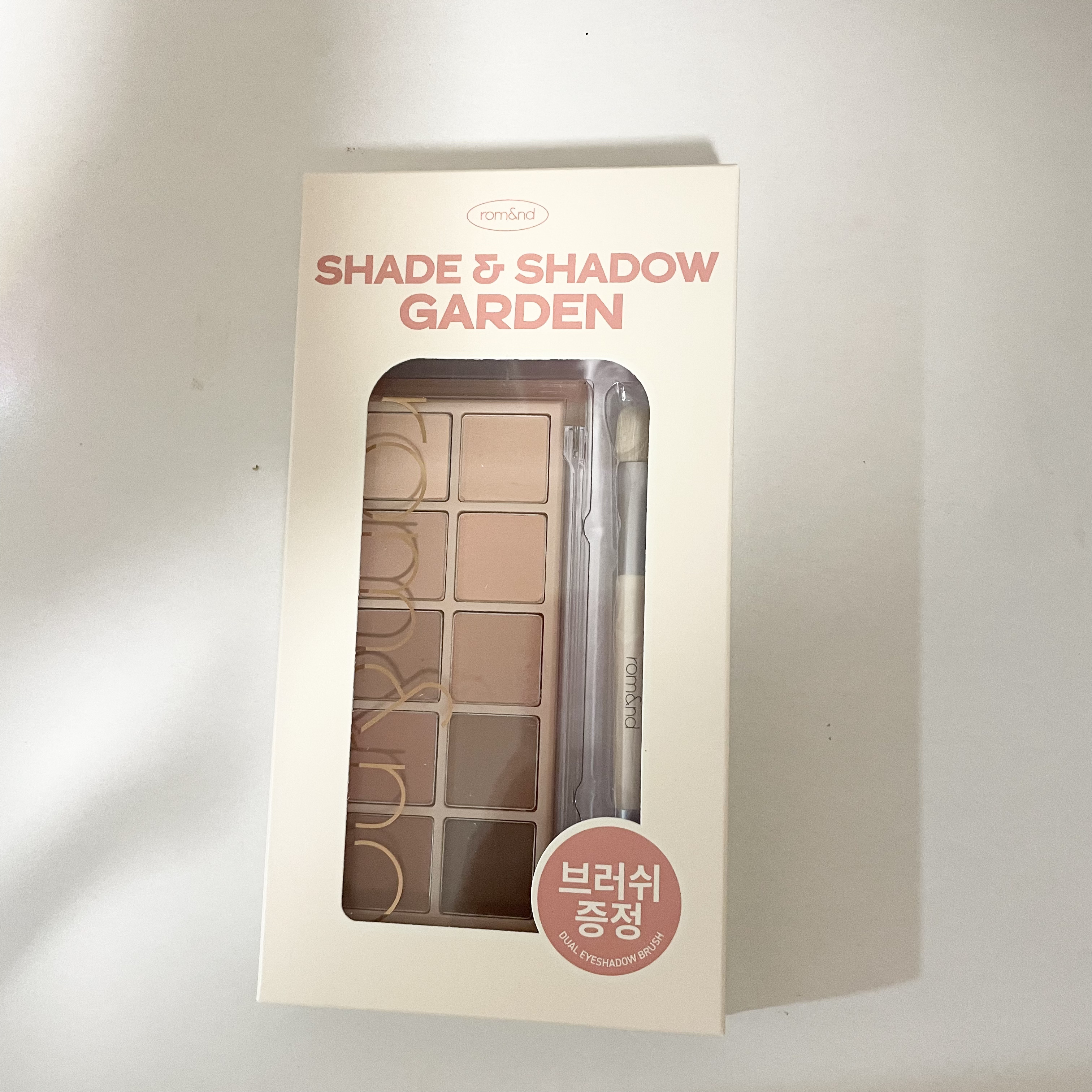 リュクスアイシャドウ/BOBBI BROWN/単色アイシャドウを使ったクチコミ（3枚目）