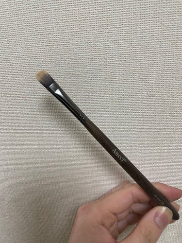 Ancci brush ebony 16のクチコミ「ブランド名:アンシブラシ
製品名:ebony 16
カテゴリー:コンシーラーブラシ
毛の素材:.....」（1枚目）