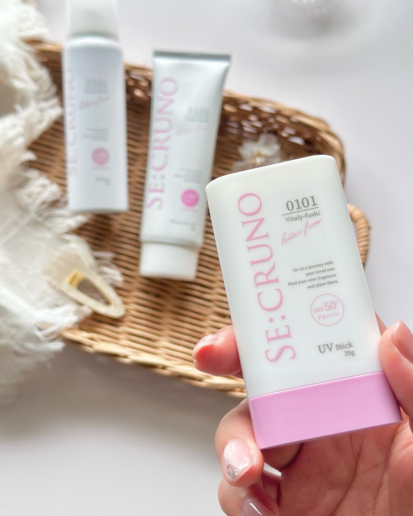 UVスティック ヴィタリーフシ0101/SE:CRUNO/日焼け止めスティックを使ったクチコミ(2枚目)