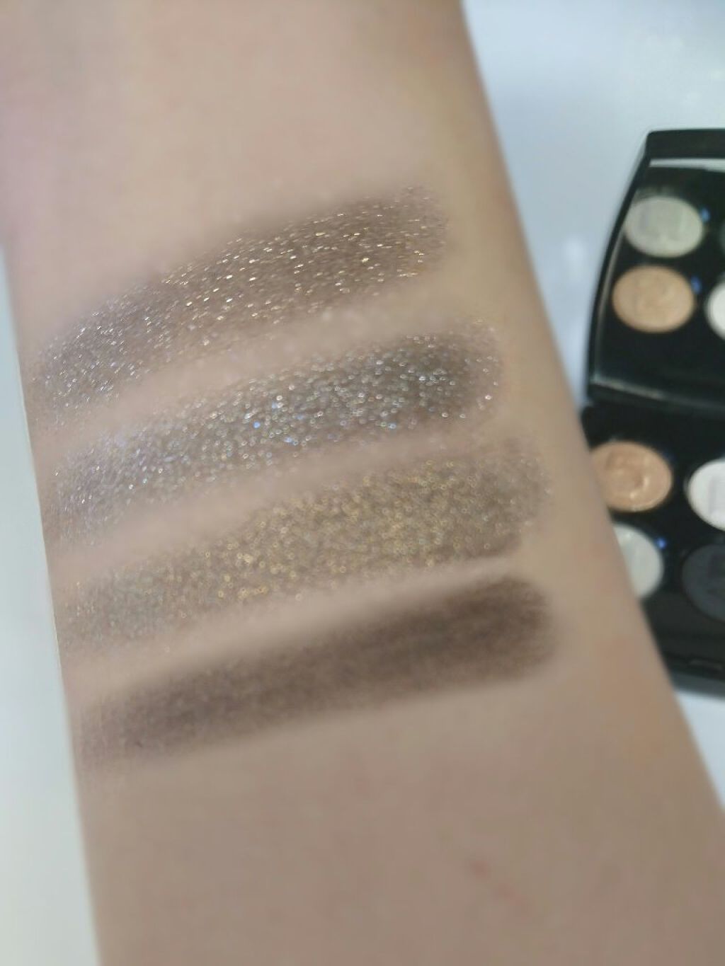 レ キャトル オンブル/CHANEL/アイシャドウパレットを使ったクチコミ(7枚目)