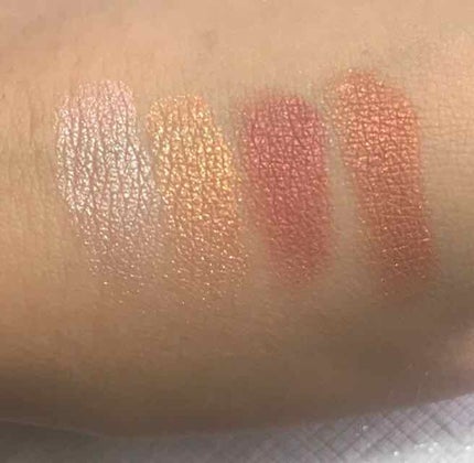 リアルクローズシャドウ/excel/アイシャドウパレットを使ったクチコミ(3枚目)