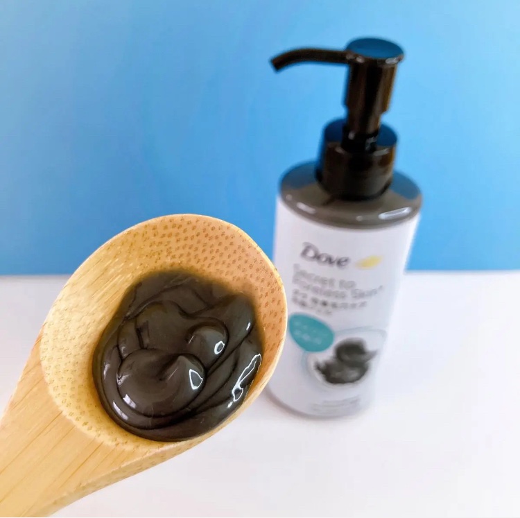 ダヴ 吸着毛穴ケア 洗顔ジェル/ダヴ/その他洗顔料を使ったクチコミ（2枚目）