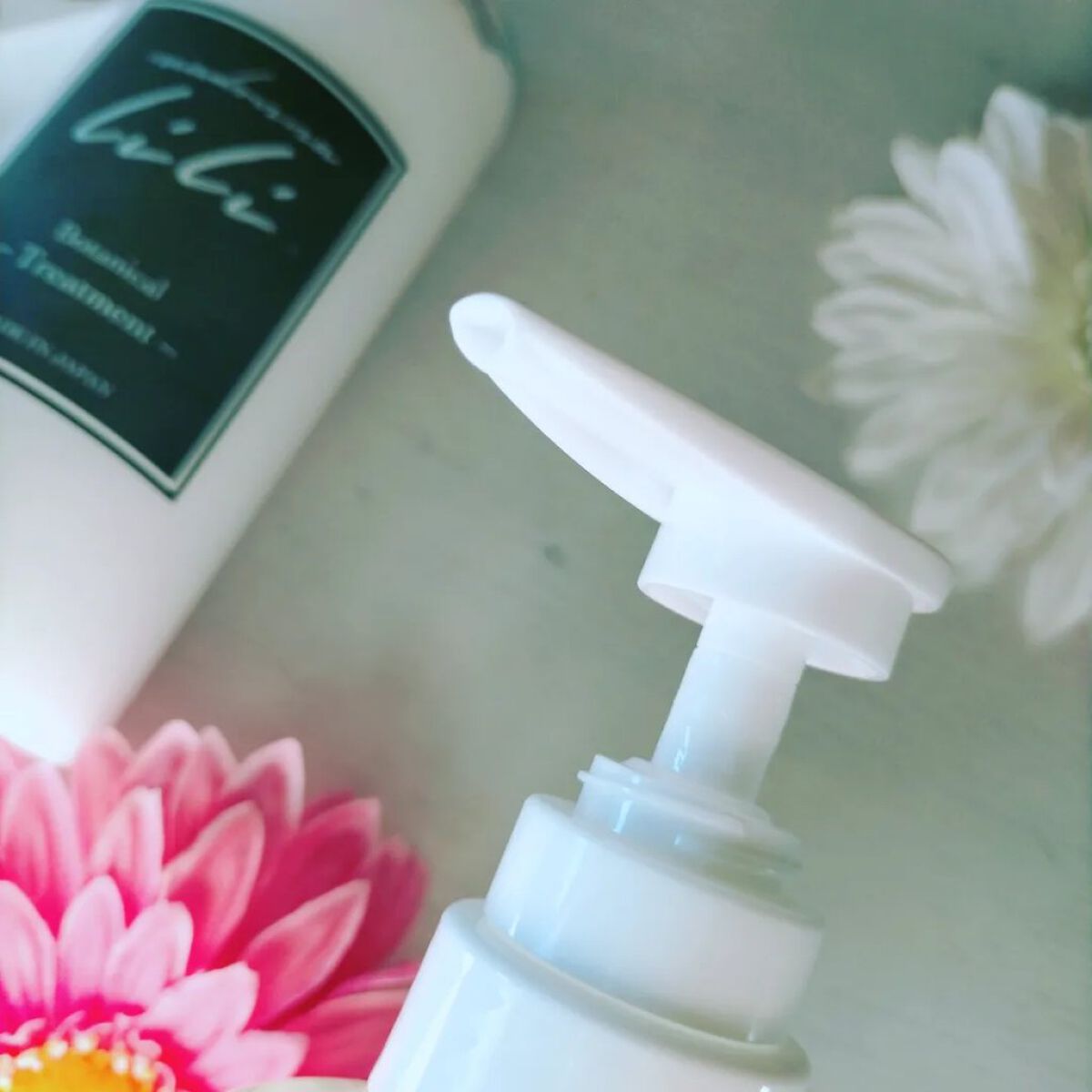 マドンナ リリ ヘアオイル/MADONNA LILI/ヘアオイルを使ったクチコミ（2枚目）