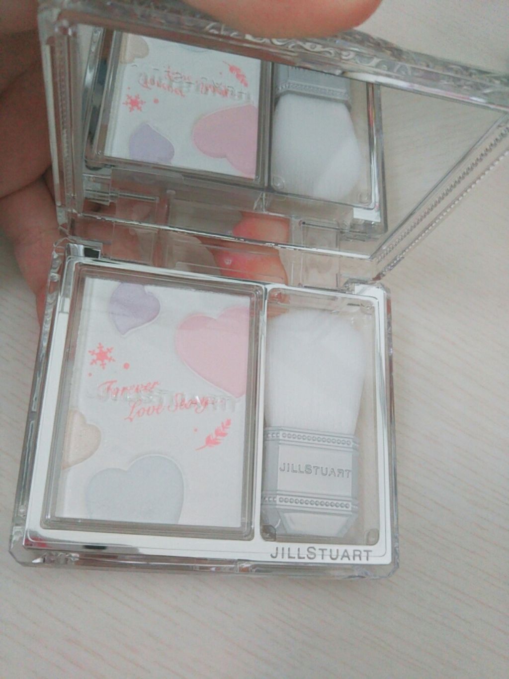 スノーイーラブドロップ フェイスパウダー/JILL STUART/プレストパウダーを使ったクチコミ(2枚目)