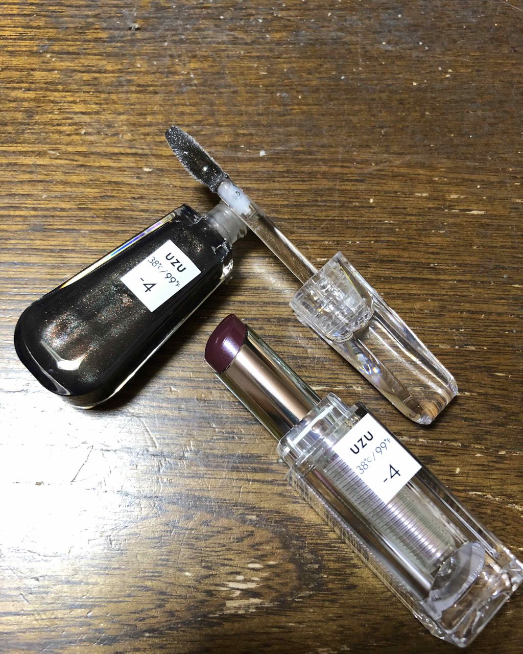 38°C / 99°F リップトリートメント (リップ美容液)/UZU BY FLOWFUSHI/リップケアを使ったクチコミ（3枚目）