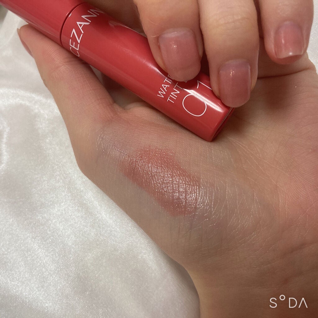 ウォータリーティントリップ/CEZANNE/リップティントを使ったクチコミ(3枚目)