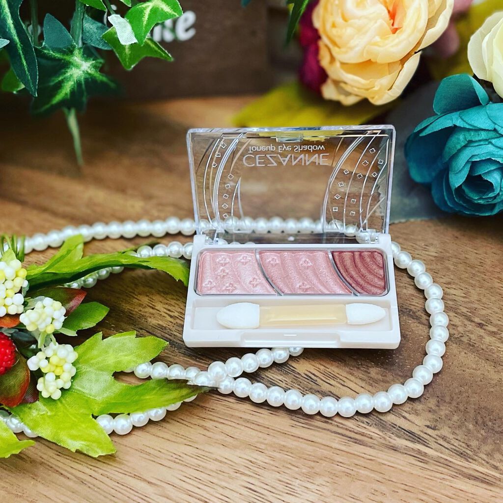 トーンアップアイシャドウ/CEZANNE/アイシャドウパレットを使ったクチコミ(2枚目)