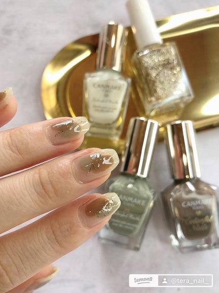 カラフルネイルズ/キャンメイク/マニキュアを使ったクチコミ(4枚目)