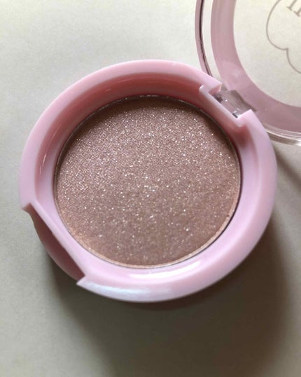 ダイソー×IT GIRL アイシャドウ/DAISO/単色アイシャドウを使ったクチコミ(2枚目)
