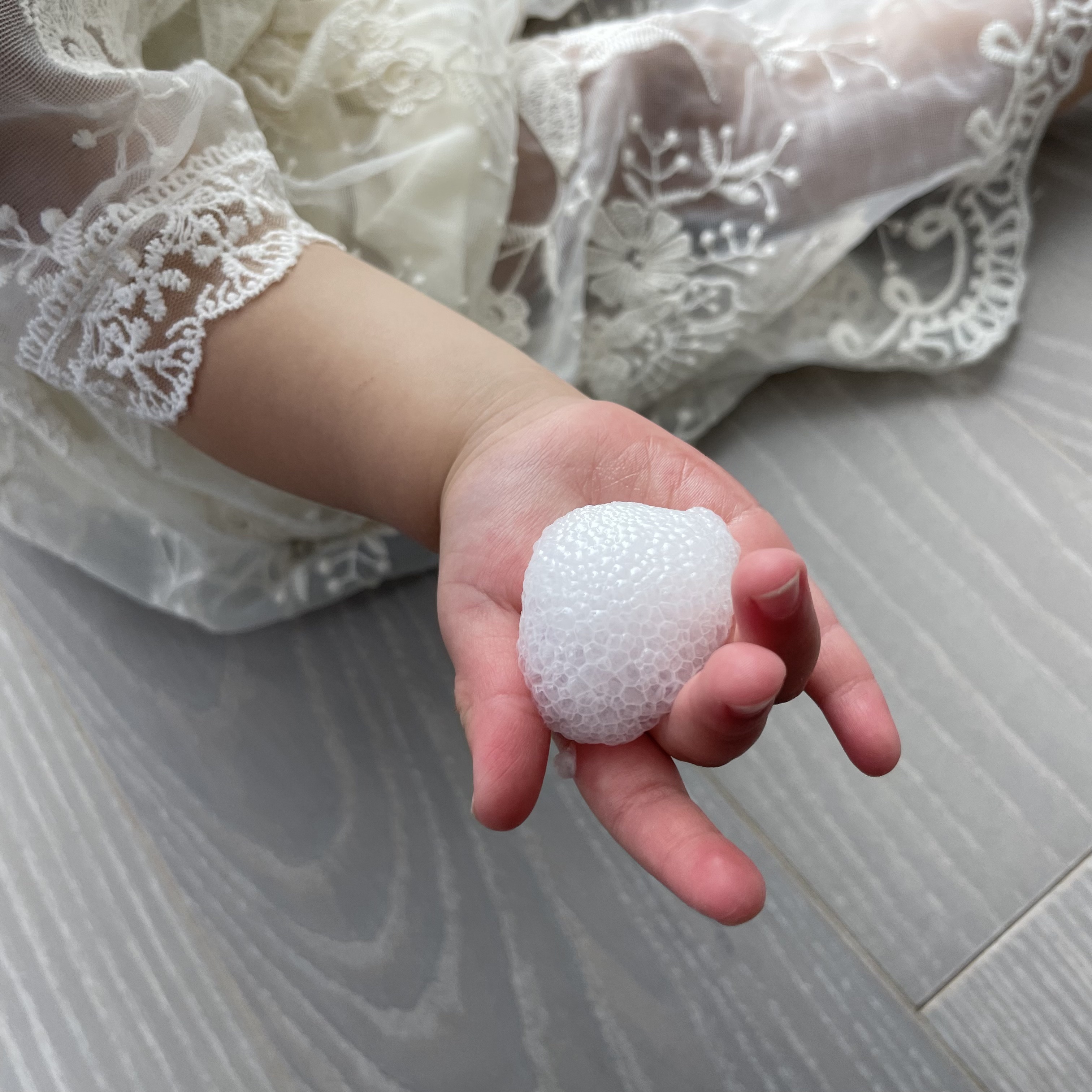 爽やかなUV泡ジェル /紫外線予報/日焼け止めジェルを使ったクチコミ（1枚目）